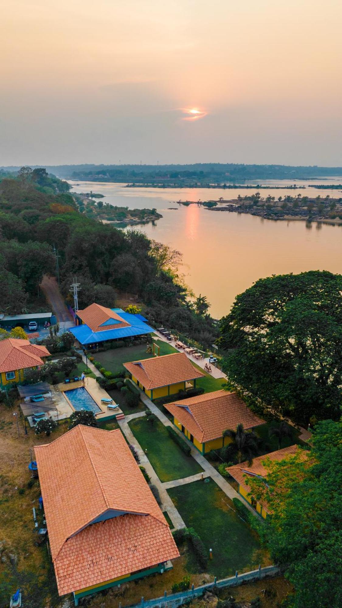 Khong Chiam Orchid Riverside Resort Exterior photo